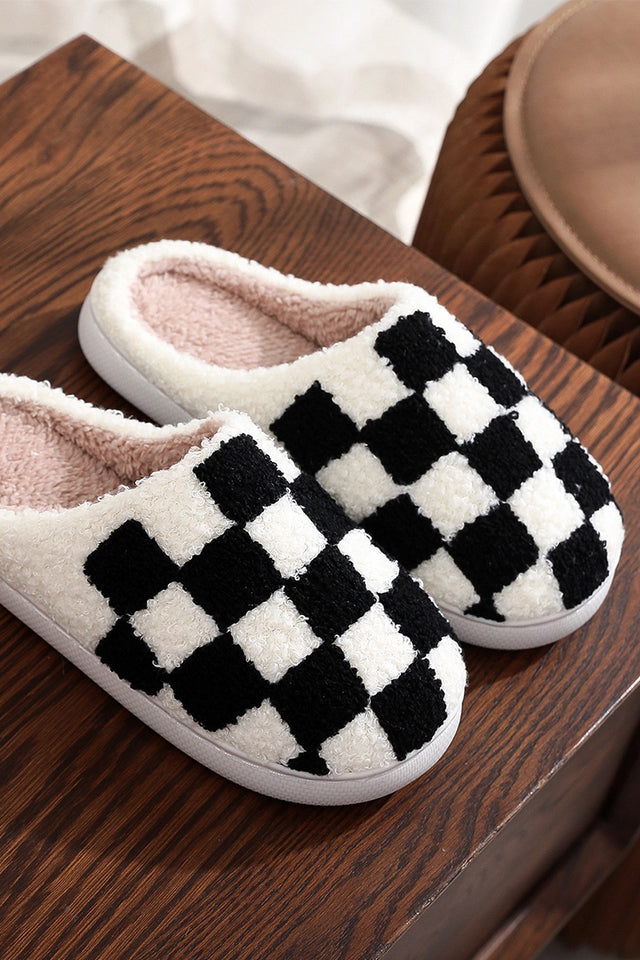 Novelty Soft Plush Cozy Slippers (size S/M)