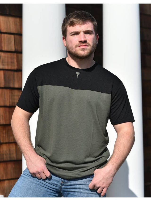 Short Sleeve Crew Collar (Dark Green & Black)