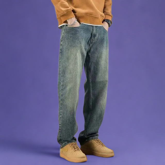 Vintage Straight Jeans