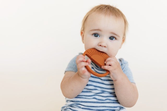 Sun Silicone Teether - Oat