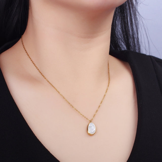 Pearl Abstract Bezel Necklace