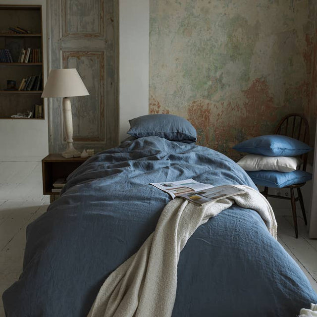 Linen Bedding Set In Dark Grey