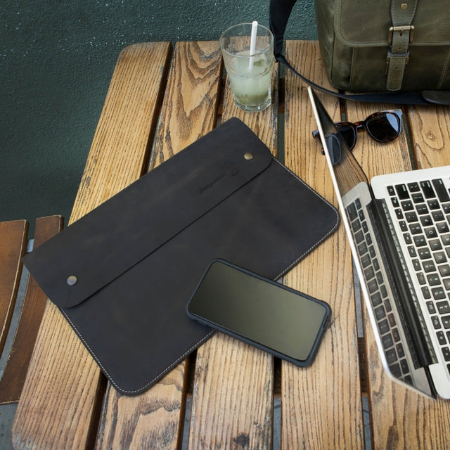 Leather and Sleeve Bag for MacBook Pro