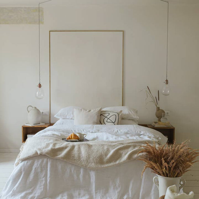 Linen Bedding Set In White