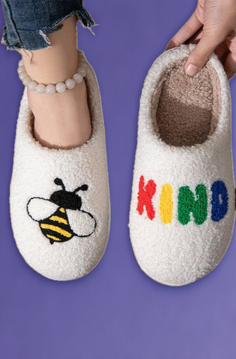 Novelty Soft Plush Cozy Slippers (size L/XL)