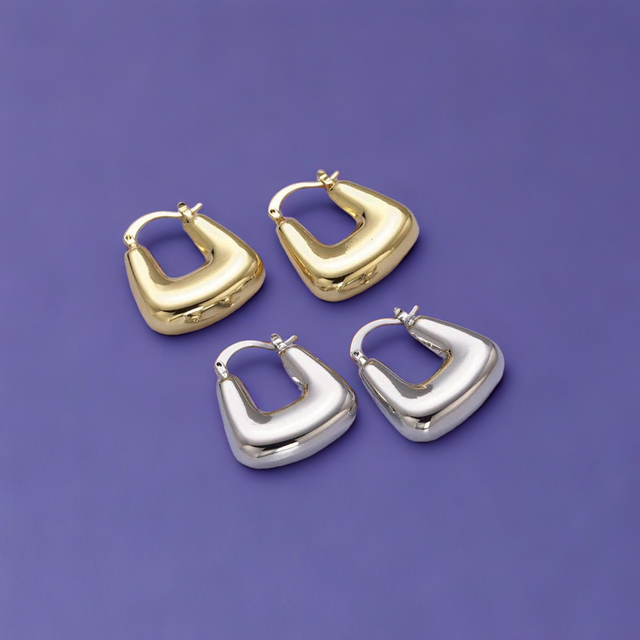 Chubby Boxy U-Shaped Latch Earrings